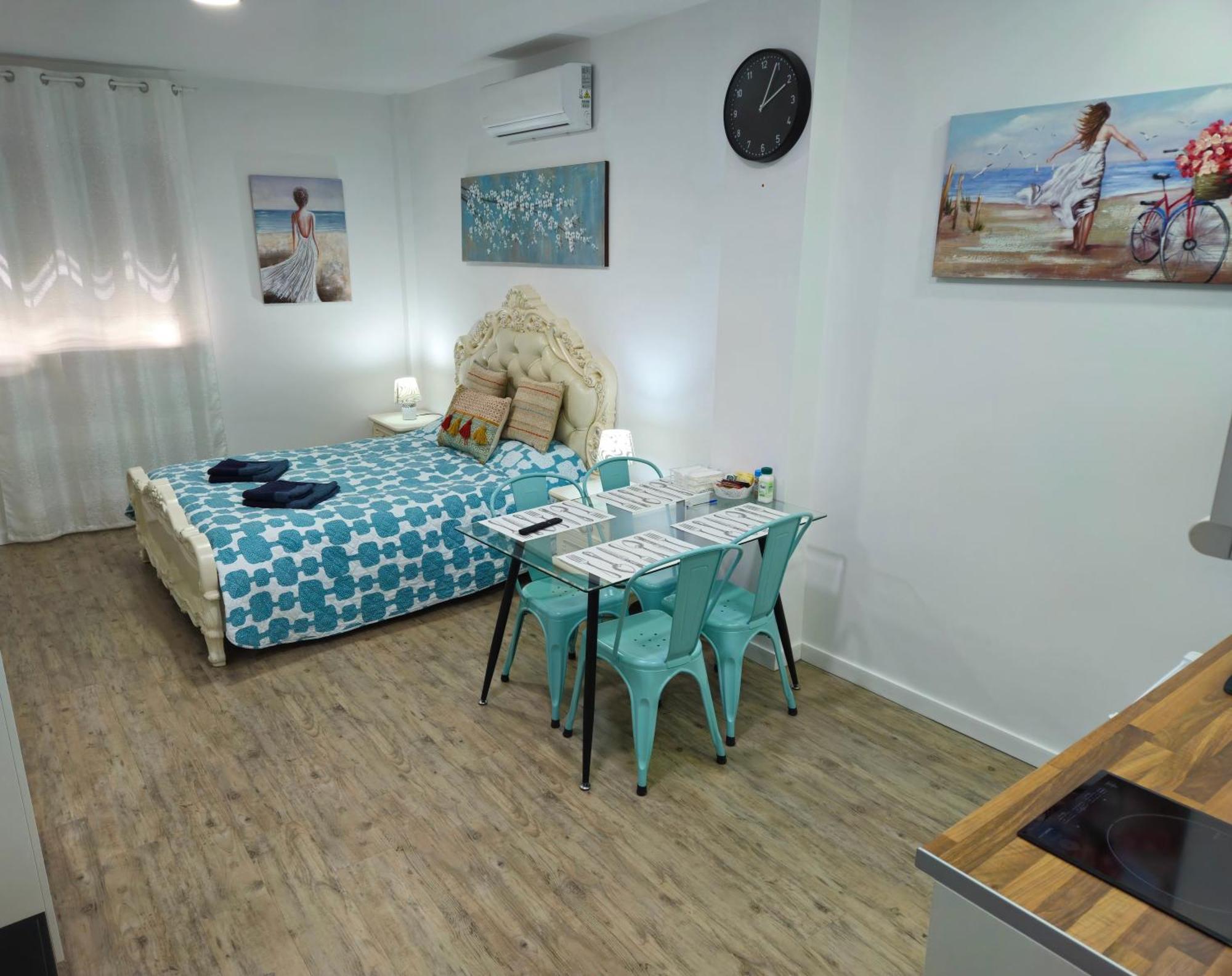 Apartamentos Elemar Free Luggage Storage 马拉加 客房 照片